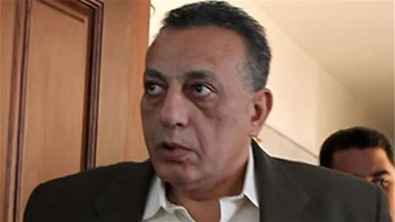 إزالة 25 حالة تعدى على حرم الطريق العام بالجيزة
