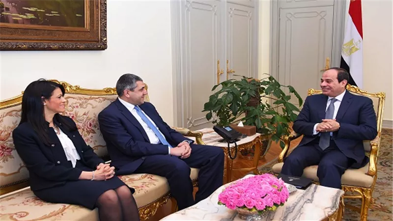 السيسي يستقبل أمين عام منظمة السياحة العالمية