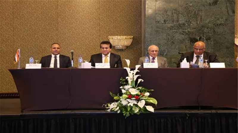 عبد الغفار  يعلن عن زيادة الدعم المقدم من الحاضنة ليصل إلى 200 ألف جنيه لكل مبتكر