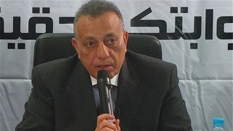 محافظ الجيزة يتفقد عدد من لجان إمتحانات نهاية العام للشهادة الاعدادية  