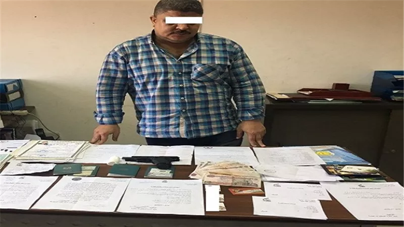 ضبط شخص وأخر اشتركا بالنصب والإحتيال على المواطنين والإستيلاء على مبالغ مالية بدعوى تخصيص وحدات سكنية