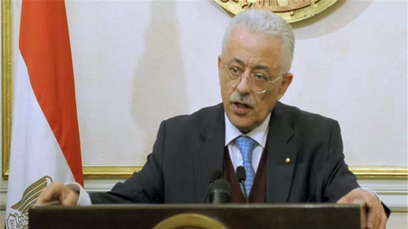 شوقى يعتمد نتيجة امتحان الدور الأول لشهادة إتمام الدراسة الثانوية الفنية الصناعية نظام السنوات الثلاث للعام الدراسي الحالي 2017/2018 لطلاب البعثة المصرية بالسودان