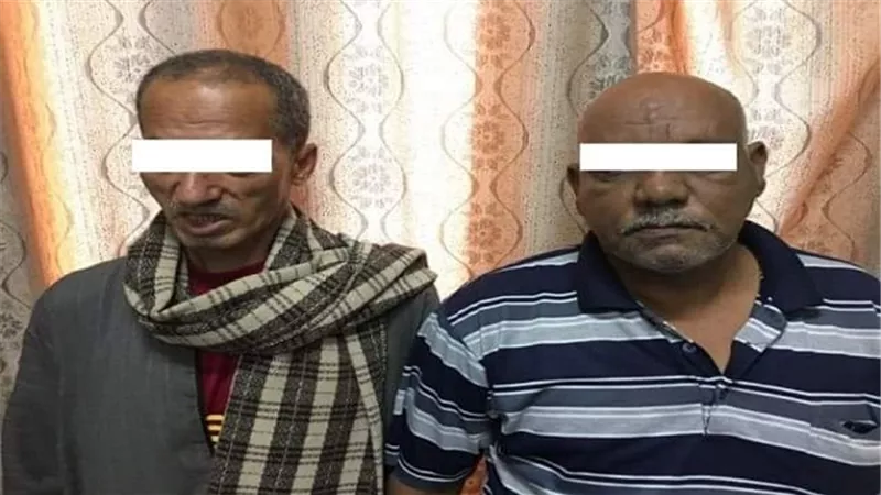ضبط أمين مخزن ومندوب جمعية إستهلاكية إستوليا على خبز مدعم من حصة مستشفى سوهاج العام