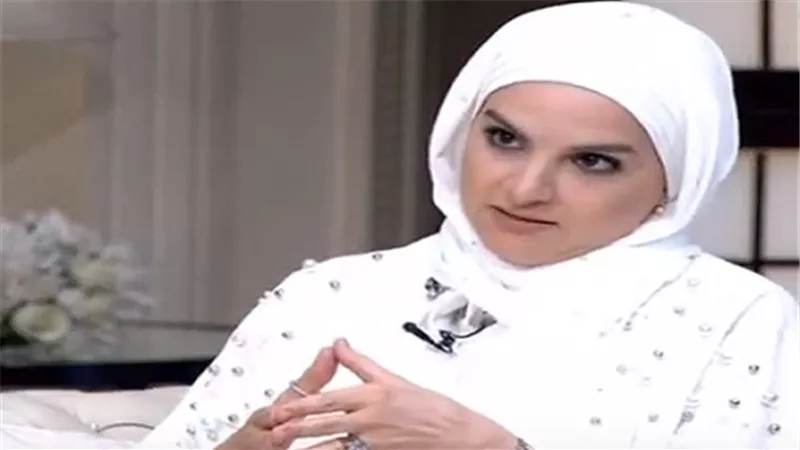 لماذا إرتدت شيماء سعيد الحجاب؟.. إجابة صادمة 