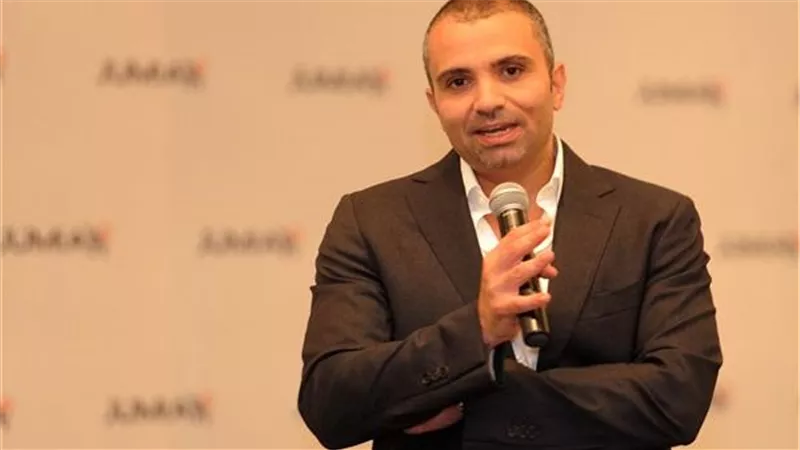 الليلة.. هشام صفوت يتناول التسوق الالكتروني عبر الإنترنت ببرنامج 