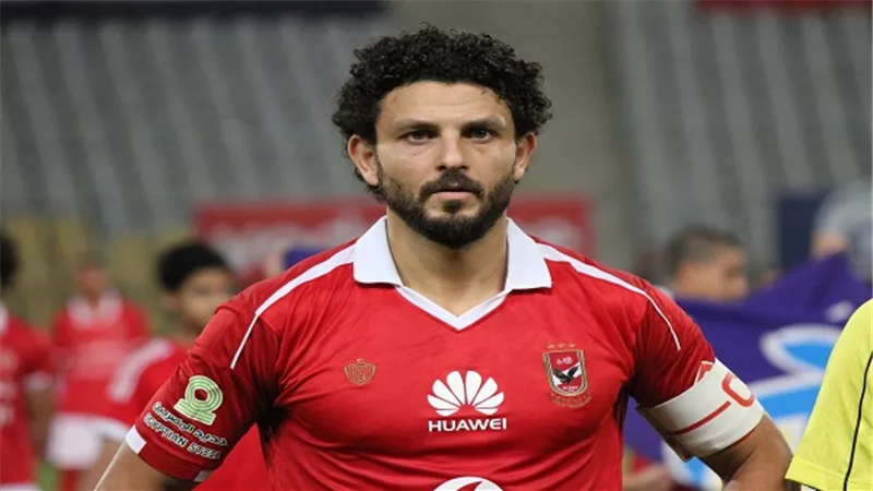 5 نجوم رياضية تألقوا في ملعب الإعلانات.. حسام غالي 
