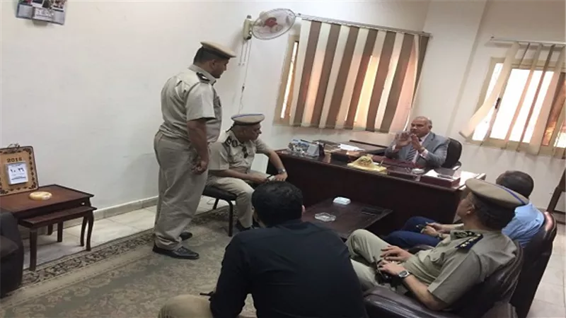 بالصور.. مدير أمن القليوبية يتفقد قسم شرطة قها