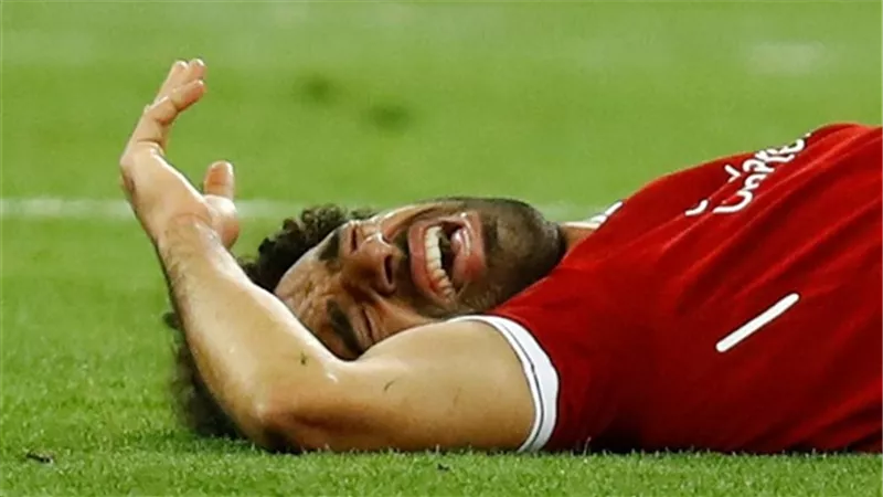 الصحف الإسبانية تؤكد تعمد راموس إصابة محمد صلاح