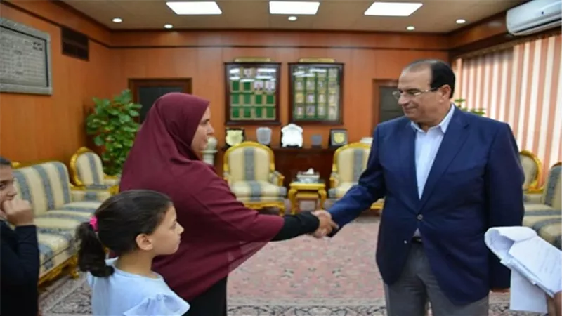 بالصور.. الشعراوي يستجيب لمطالب 7 من الحالات الانسانية ويأمر بصرف مساعدات فورية