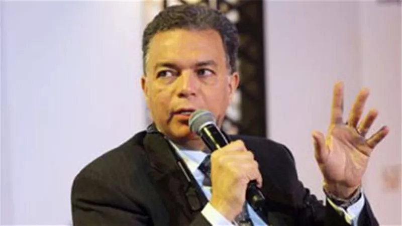 وزير النقل يتابع أعمال تنفيذ محور كوبري طما العلوي على النيل بتكلفة1.55مليار جنيه