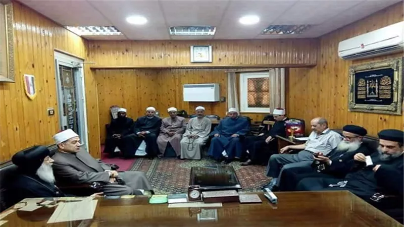 بالصور.. وفد كنسي يهنئون أوقاف القليوبية بشهر رمضان المبارك