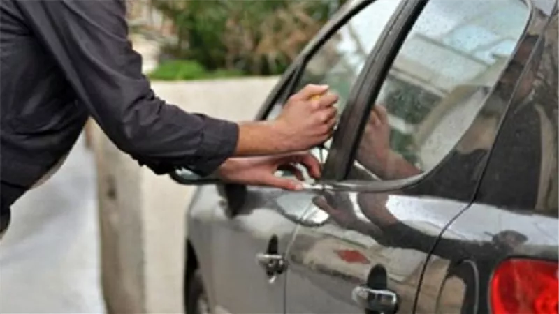 ضبط تشكيل عصابى تخصصوا فى سرقة السيارات ببنها