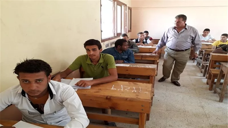 غرفة عمليات محافظة القاهرة تتابع بلاغات لجان الثانوية العامة 