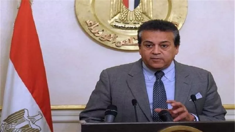 عبد الغفار: إنشاء معمل الخلايا الجذعية بمعهد بحوث أمراض العيون