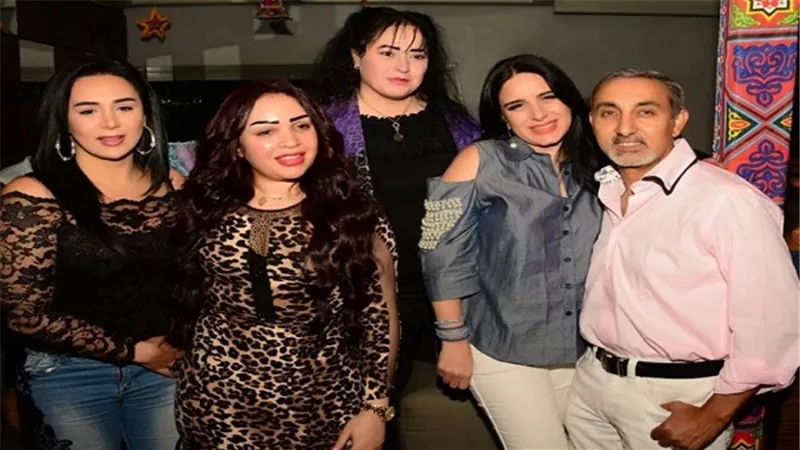 رشا الخطيب تتألق بفستان 