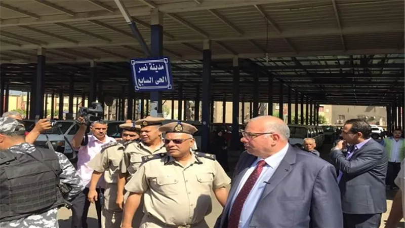 بالصور.. مدير أمن القليوبية يتفقد المواقف العمومية بالمحافظة