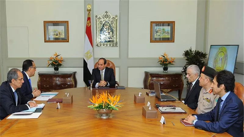 السيسي: تطوير منظومة التعليم على أحدث المعايير العالمية