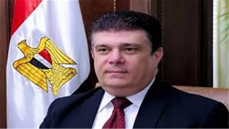 حسين زين ينعي كابتن عبد الرحيم محمد مدرب نادي الزمالك السابق 