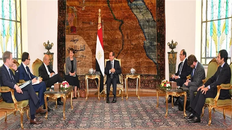 السيسي يستقبل وزير الخارجية الفرنسى
