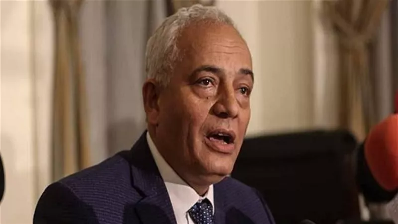 حجازى: عدم وجود أخطاء بنموذج الإجابة بمادة الجغرافيا