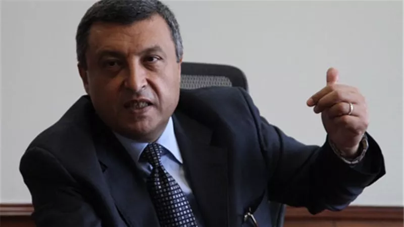 كمال: مشروع البتروكيماويات بقناة السويس يهدف الى خلق مليون فرصة عمل 