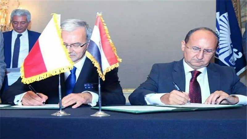 وزير التجارة والصناعة ونظيره البولندى يوقعان البيان الختامى للجولة الأولى للمشاورات الثنائية 
