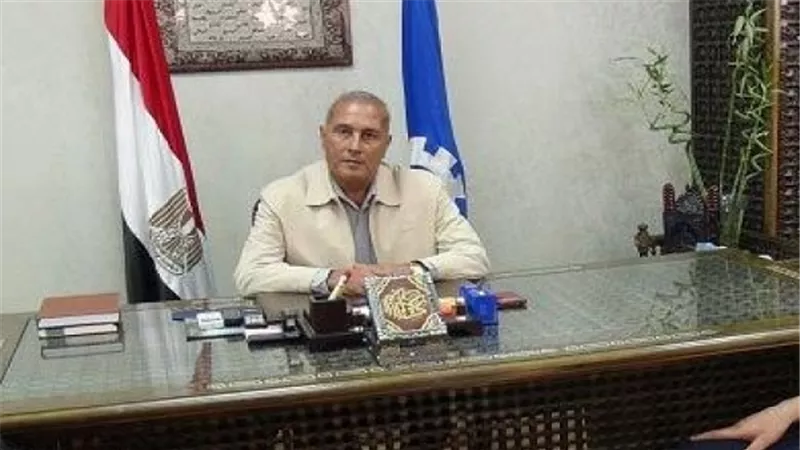 طب السويس البيطرى يقود حملة ليلية للبحث عن الذئاب المفترسة وقتلها