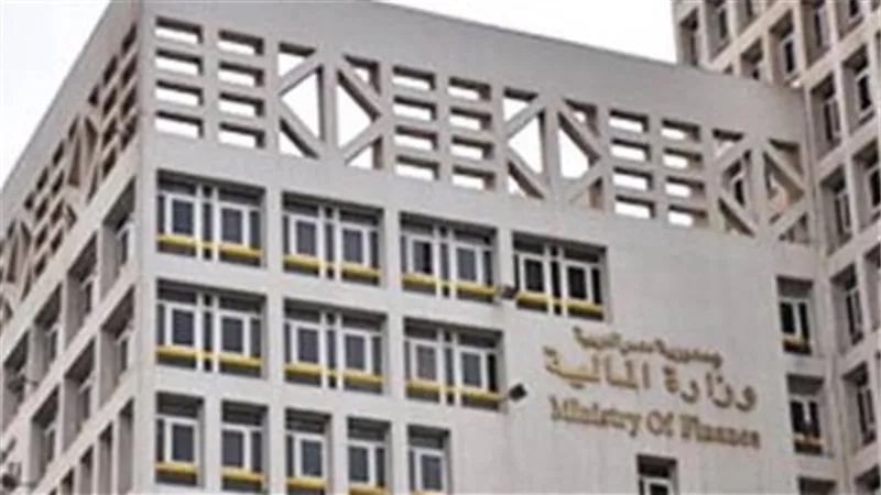 تعرف على نسب خصم الضريبة على مرتبك بداية من الشهر الحالى