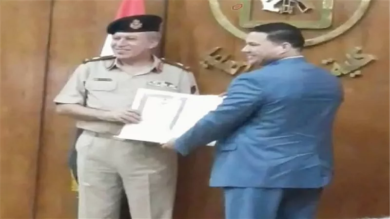 أكاديمية ناصر العسكرية تكرم المستشار الاعلامي لمحافظة البحيرة 