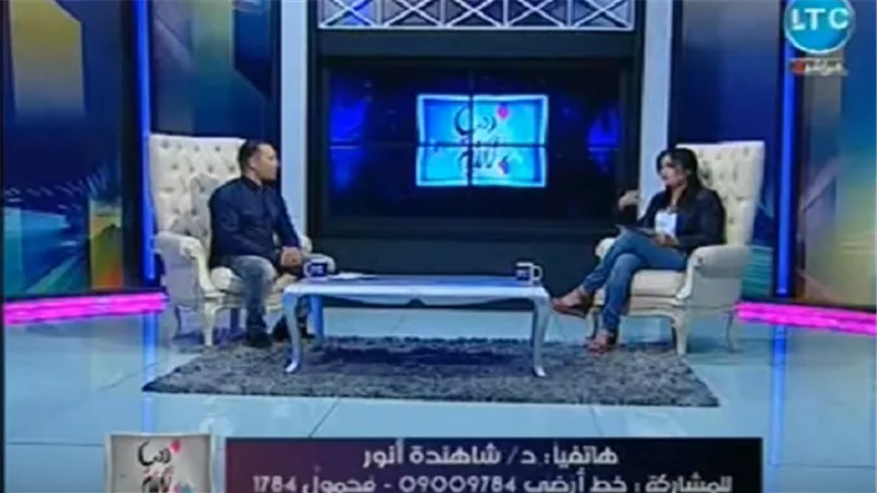 مشادة بين زوج مخلوع ومذيعة 