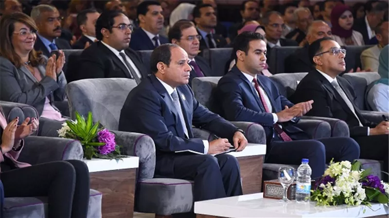 السيسي: لن نرفع أسعار تذاكر السكة الحديد إلا بعد انتهاء التطويرات
