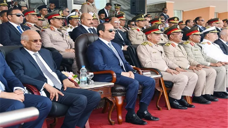  الرئيس السيسى يشهد حفل تخريج الدفعة 156 ضباط صف متطوعين
