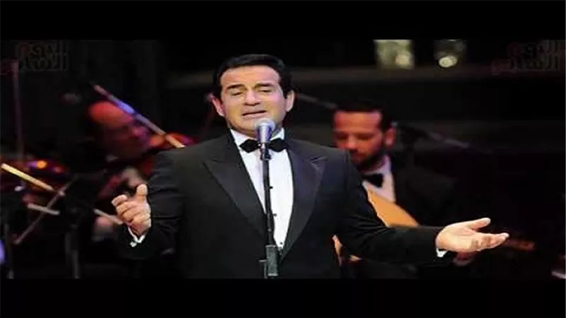  الفنان محمد ثروت: هناك مسرحيات لوزارة الثقافة لم ترى النور  منذ 35 سنة