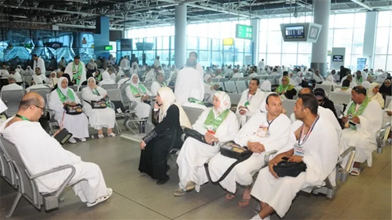 رئيس بعثة الحج الطبية يتفقد العيادات الطبية بمكة المكرمة