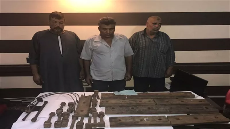 الأجهزة الأمنية تتمكن من ضبط مرتكبي حوادث سرقة مهمات السكة الحديد