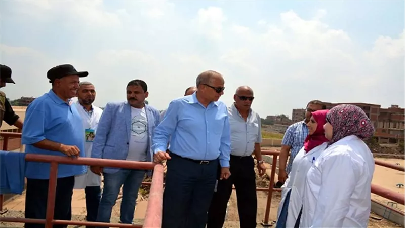 محافظ القليوبية يضع حجر الاساس ويتفقد عدد من المشروعات بتكلفة إجمالية 225 مليون جنيه بمدينتي بنها وطوخ