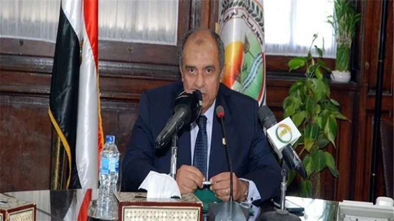 وزير الزراعة يتفقد محطة بحثية إرشادية بمشروع غرب المنيا