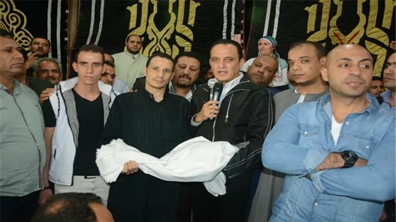 الليلة.. طارق علام يلتقى مع اكبر معمرة  من البحيرة ببرنامج 