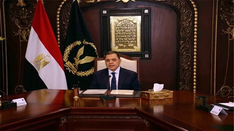 وزير الداخلية يصرح بزيارة إستثنائية لجميع نزلاء السجون 