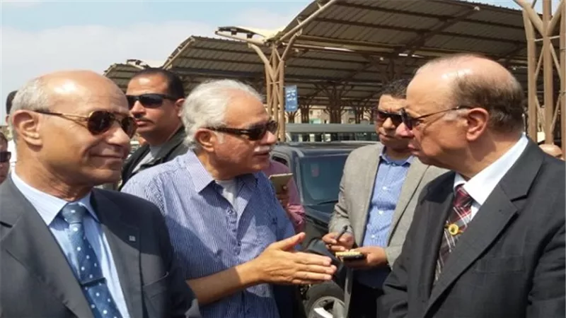  جولة تفقدية لمحافظ القاهرة بموقف السلام ومستشفى المنيرة