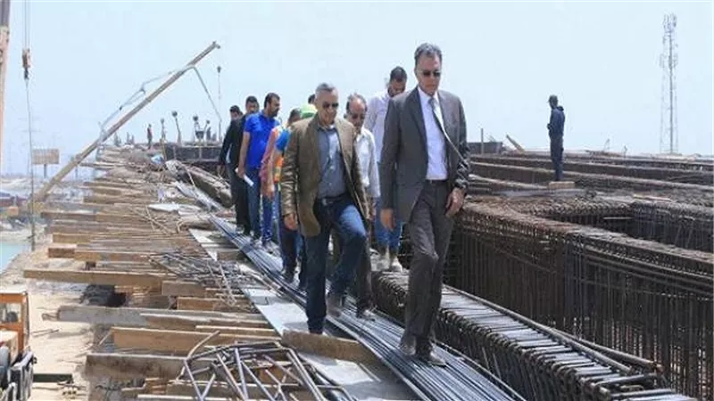 وزير النقل يتابع أعمال تنفيذ محاور النقل غرب الاسكندرية
