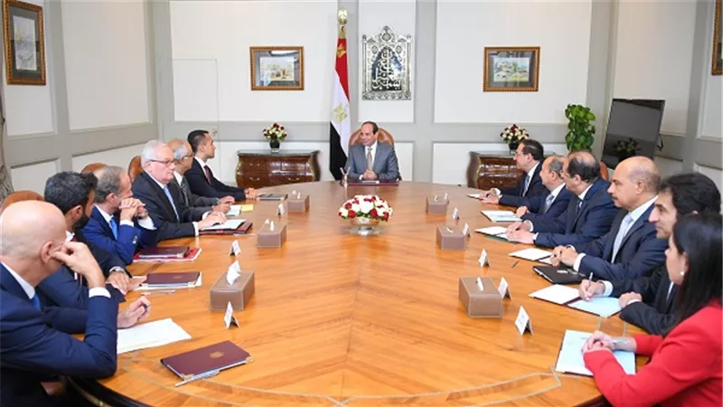 السيسي يستقبل نائب رئيس الوزراء وزير التنمية الاقتصادية الإيطالي