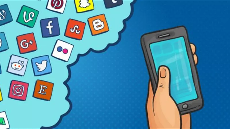 ما حكم مراسلة الأزواج لزوجاتهم عبر صفحات وهمية للتأكد من إخلاصهن؟