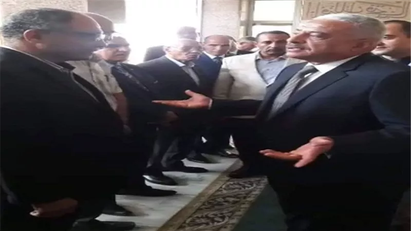 محافظ السويس الجديد: مستوى النظافة فى المدينة زفت وقطران