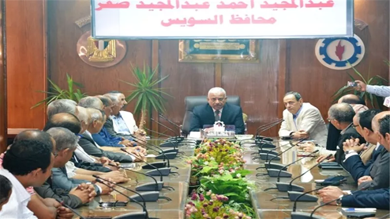 محافظ السويس الجديد: بحث المشاكل التي تؤرق المواطنين ومصلحة السويس أولي أهتماماتي