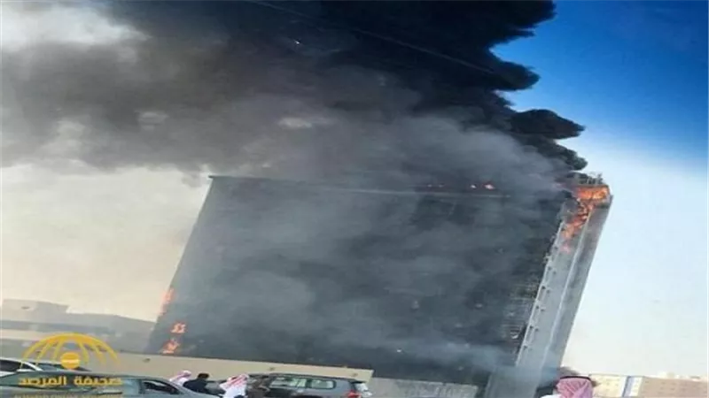 حريق هائل في مبنى النيابة العامة السعودية بمدينة الدمام (فيديو)