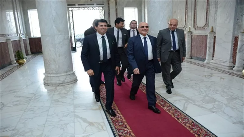 تعاون بين القطاعين الحكومي والخاص لتنفيذ مشروع 