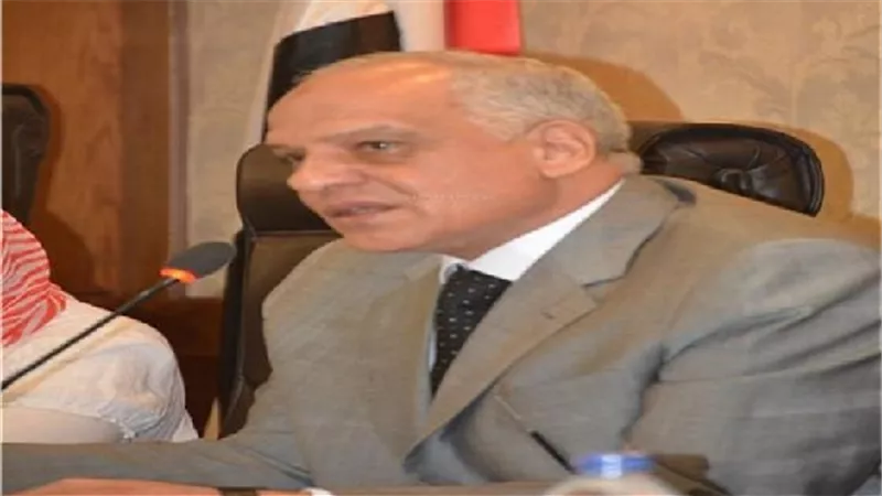 محافظ الجيزة يتفقد 13 قسم داخل  مستشفى أم المصريين العام