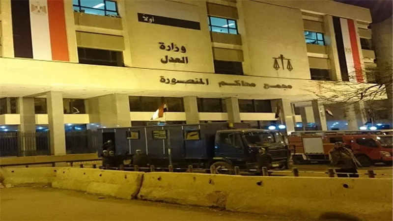 أولى جلسات محاكمة المتهم بقتل طفليه  بالمنصورة أكتوبر القادم
