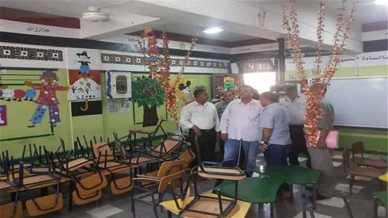 بالصور.. جولة تفقدية لرئيس مدينة الجمالية للمدارس بمحافظة الدقهلية